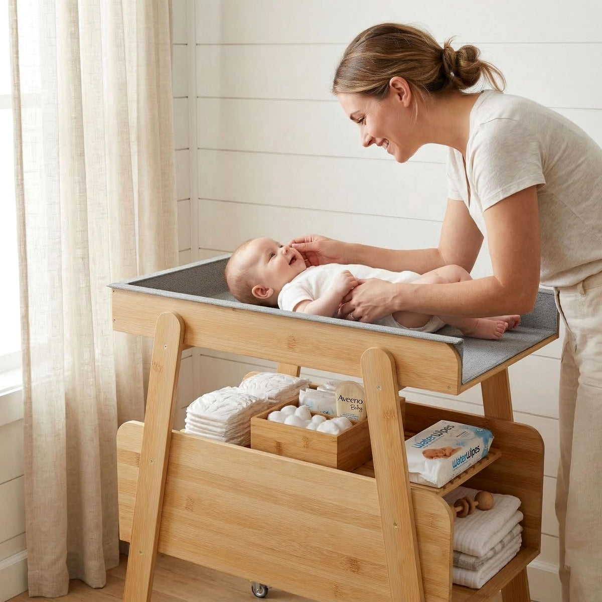 Flat Top Diaper Changing Station with Wheels and Changing Pad Z4199